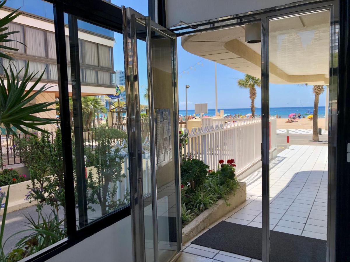 Apartamento Torre Levante, Primera Linea De Playa بينايدورم المظهر الخارجي الصورة